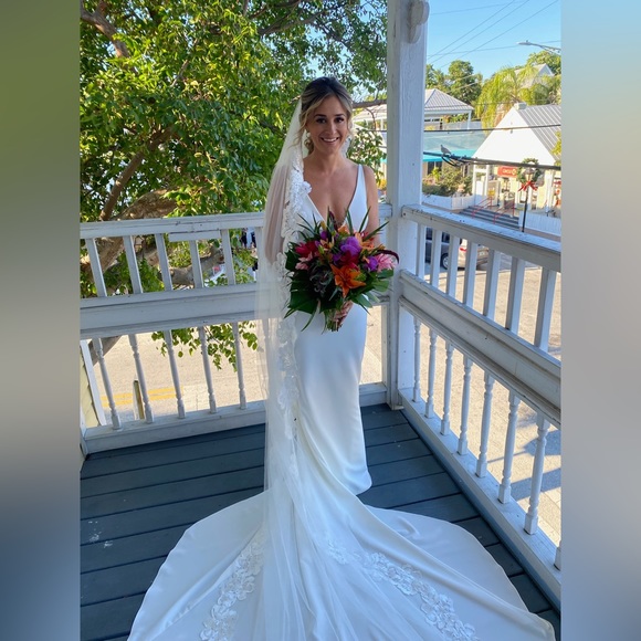 Made with Love Bridal, Archie gown - Picture 3 of 10